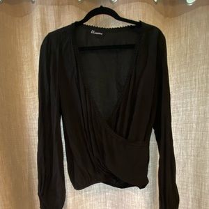 Olivacious Black top!